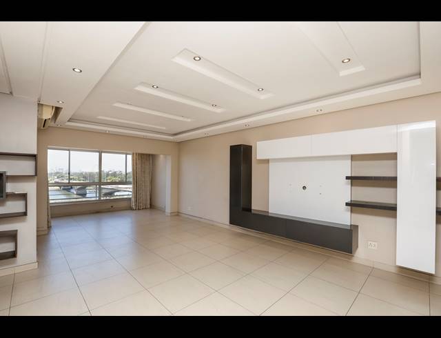 2 BEDROOM SECTIONAL TITLE FOR SALE IN ATHLONE